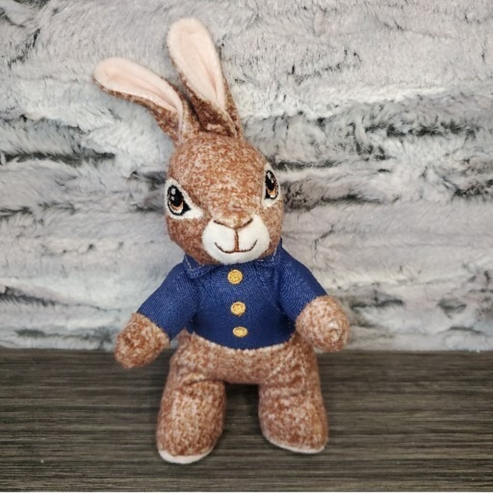 Dan Dee Peter Rabbit Movie 2019 9" Small Stuffed Animal Book Character Plush